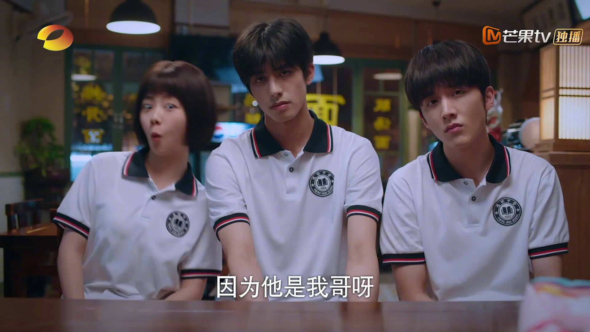 “青少年足球培训计划全面升级,注重技能与战术结合”,青少年足球培训营